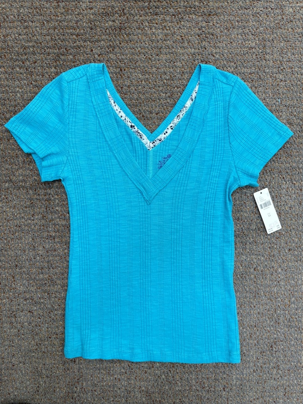 Pilcro Ribbed V-Neck Short Sleeve Top - Picture 3 of 7